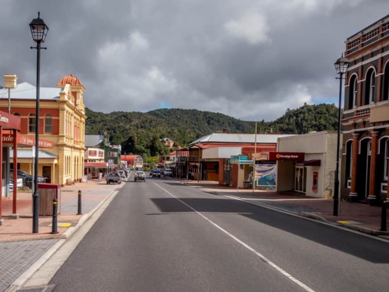 Orr Street, Queenstown, Tasmania at rush hour